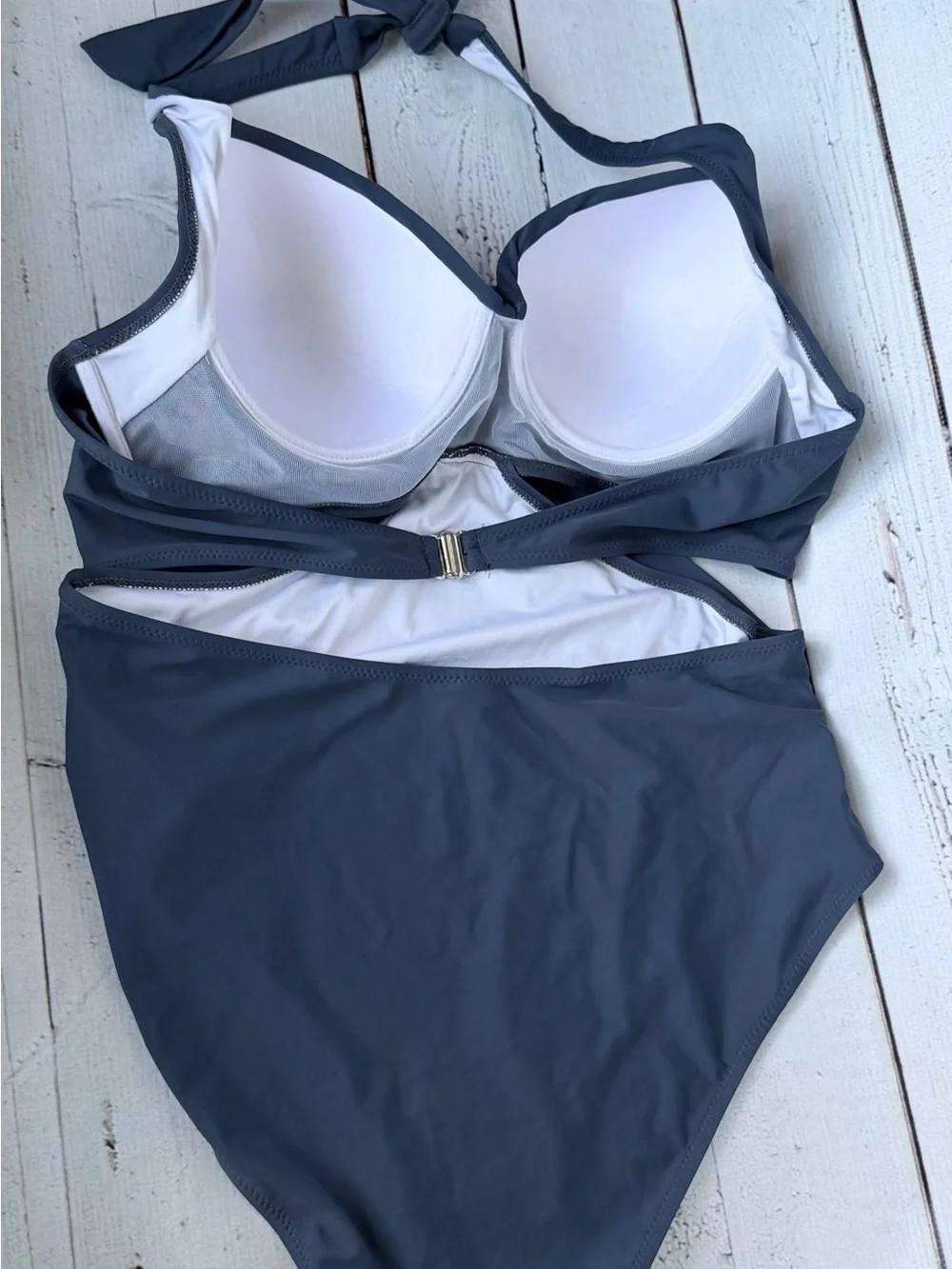 Cupshe Navy Twist-Halter One-Piece Swimsuit